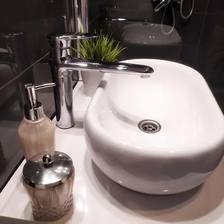 公寓 Sloneczna Przystan 科沃布热格